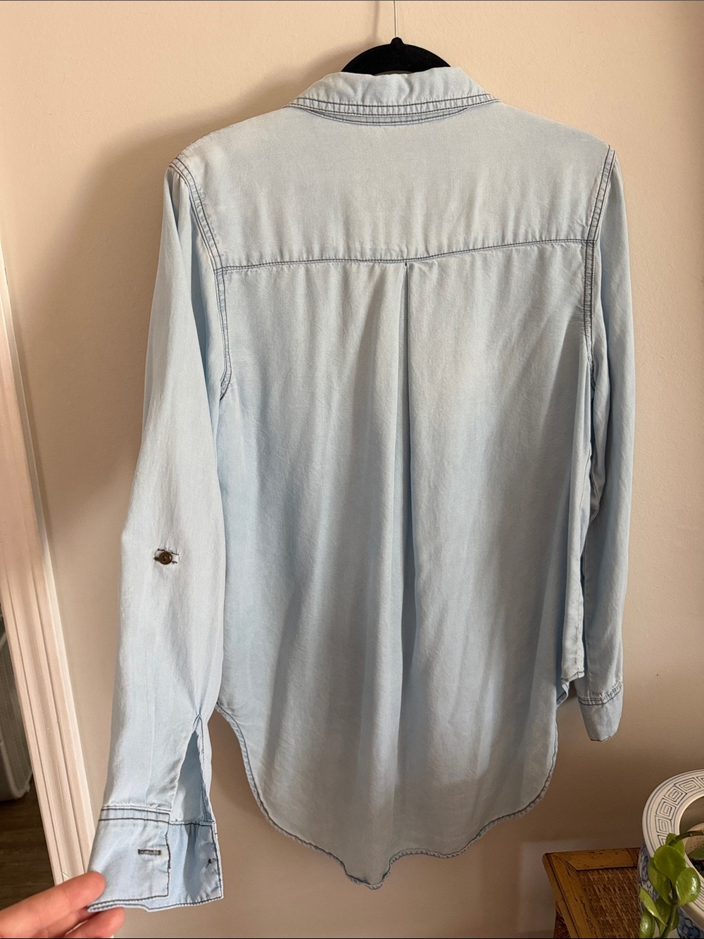 Versona Light Blue Denim Button-Down Shirt - Picture 6 of 6